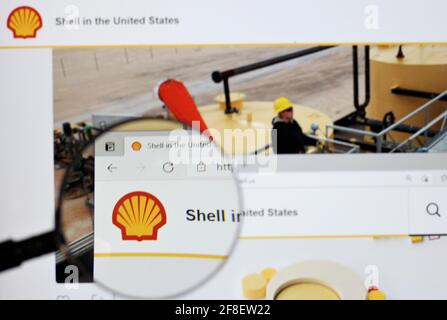 Royal Dutch Shell plc, connue sous le nom de Shell, est une société multinationale anglo-néerlandaise de pétrole et de gaz dont le siège est situé à la Haye, aux pays-Bas. Logo Shell Banque D'Images