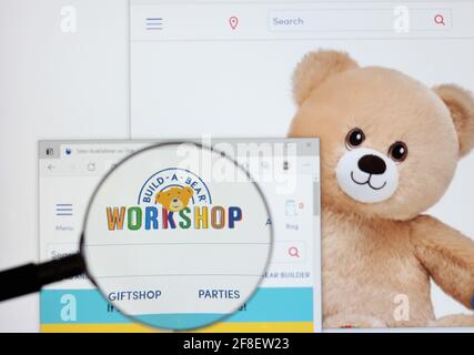 Build-A-Bear Workshop, Inc est un détaillant américain dont le siège social est situé à Overland, Missouri, qui vend des ours en peluche et d'autres animaux et personnages en peluche Banque D'Images