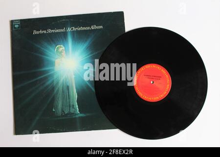 Pop et de Noël artiste de chansons, Barbra Streisand album de musique sur vinyle disque LP. Intitulé: Un album de Noël Banque D'Images