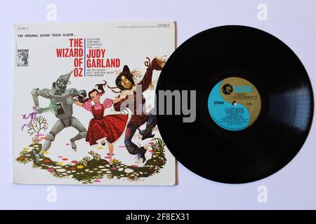 L'album de la bande-son Wizard of Oz MGM. The Wizard of Oz est un film de fantaisie musicale américain de 1939 réalisé par Metro-Goldwyn-Mayer. Banque D'Images