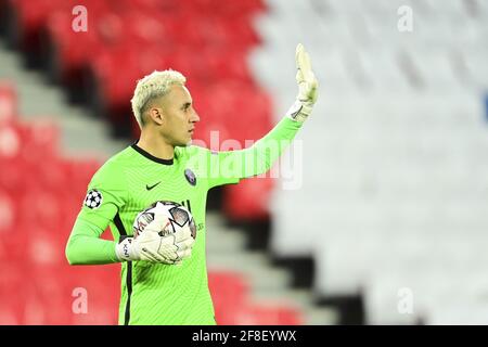 Paris, France. 13 avril 2021. Keylor Navas de Paris Saint-Germain lors de la Ligue des champions de l'UEFA, quart de finale, 2ème match de football entre Paris Saint-Germain et Bayern Munich le 13 avril 2021 au stade du Parc des Princes à Paris, France - photo Jean-Baptiste Autissier/panoramique/DPPI/LiveMedia crédit: Agence photo indépendante/Alamy Live News Banque D'Images