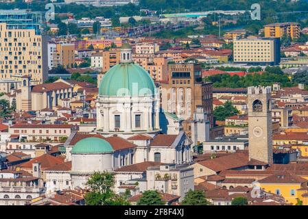 Cathédrale de Santa Maria Assunta et vue aérienne de l'italien Ville Brescia Banque D'Images