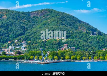 Résidences d'été le long du lac de Côme en Italie Banque D'Images