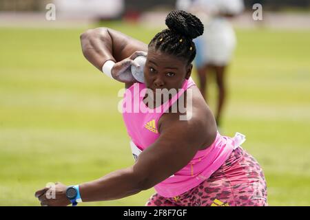 Danniel Thomas-Dodd’ (JAM) remporte la balle de femme mise à 62-10 3/4 (19,17 m) lors de la Miramar Invitational, le samedi 10 avril 2021, à Miramar, Fla Banque D'Images