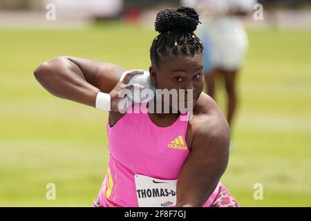 Danniel Thomas-Dodd’ (JAM) remporte la balle de femme mise à 62-10 3/4 (19,17 m) lors de la Miramar Invitational, le samedi 10 avril 2021, à Miramar, Fla Banque D'Images