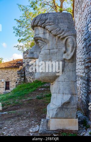 Chef de Constantine le Grand au château de Berat en Albanie Banque D'Images