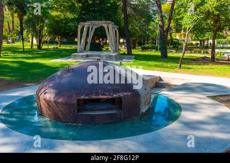 Bunker au parc Ismail Qemali à Tirana, Albanie Banque D'Images