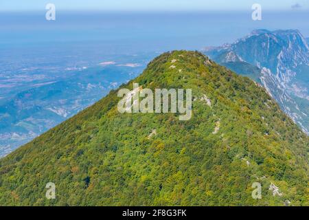 Mont Tujanit au parc national de Dajti en Albanie Banque D'Images