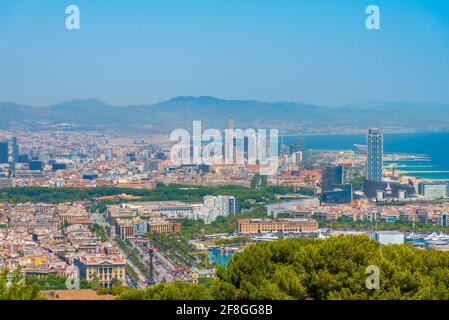 Vue aérienne de Passeig de Colom depuis la colline de Montjuic à Barcelone, Espagne Banque D'Images