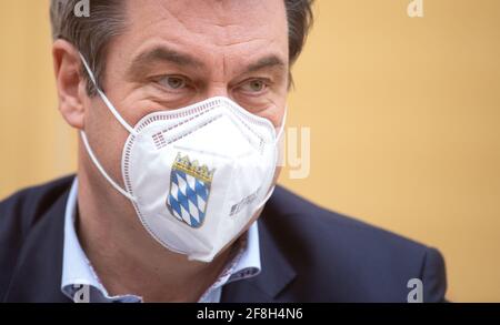 Munich, Allemagne. 14 avril 2021. Markus Söder (CSU), Premier ministre de Bavière, siège avant le début d'une réunion du groupe parlementaire CSU au Parlement de l'État bavarois. Credit: Sven Hoppe/dpa/Alay Live News Banque D'Images