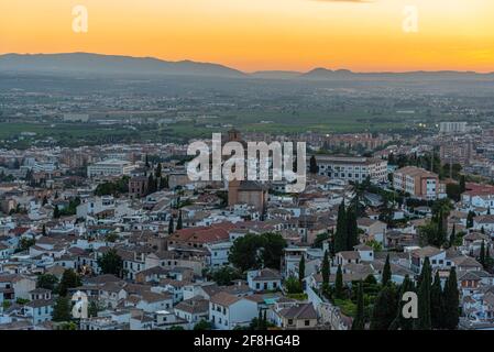 Coucher de soleil sur le quartier Albaicin à Grenade, Espagne Banque D'Images