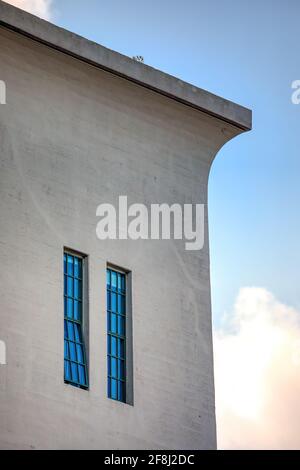 Austin Nichols House, un site d'intérêt conçu par Cass Gilbert, un entrepôt converti en appartements en copropriété sur le Williamsburg, au bord de la rivière Brooklyn. Banque D'Images