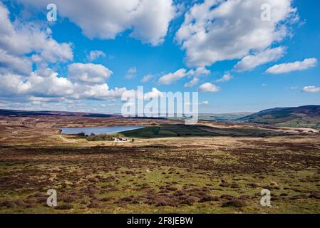 Abaisser le réservoir et les environs de Barden Banque D'Images