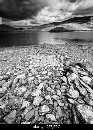 Vue sur la région autour du réservoir de Nant y Moch à Ceredigion, au centre du pays de Galles. Banque D'Images