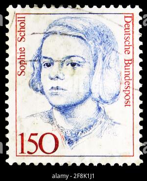 MOSCOU, RUSSIE - 7 OCTOBRE 2019: Timbre-poste imprimé en Allemagne montre Sophie Scholl (1921-1943), étudiante, résistance, femmes dans l'Histo allemand Banque D'Images