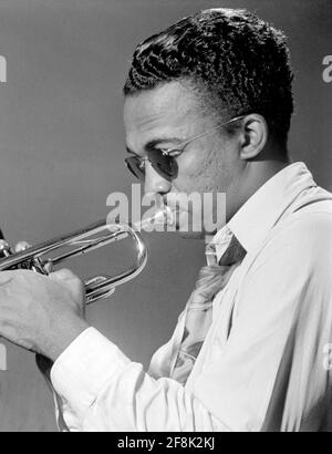 Howard McGhee. Portrait de l'American Jazz trumpeter, Howard McGhee (1918-1987), 1947. Banque D'Images