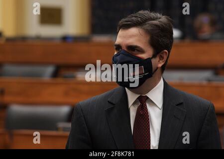 Washington, Distric de Columbia, États-Unis. 14 avril 2021. L'envoyé spécial pour le Triangle du Nord du Département d'État américain RICARDO ZUNIGA lors d'une audition sur le renouvellement de l'engagement des États-Unis à s'attaquer aux causes profondes des migrations en provenance d'Amérique centrale, aujourd'hui le 14 avril 2021 au Rayburn Building/Capitol Hill à Washington DC, États-Unis. Credit: Lénine Nolly/ZUMA Wire/Alamy Live News Banque D'Images