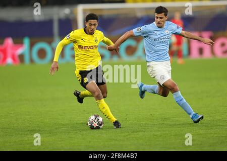 Dortmund, Allemagne. 14 avril 2021. Firo: 14.04.2021, Fuvuball, Ligue des champions de l'UEFA, CL, CHL, saison 2020/2021, quart de finale, partie arrière, BVB, Borussia Dortmund - Manchester City duels Jude Bellingham | usage dans le monde crédit: dpa/Alay Live News Banque D'Images