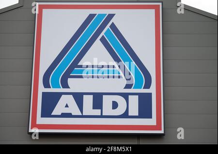 Une enseigne de la boutique ALDI, le 14 avril 2021 à la Varenne Saint-Hilaire, France. Photo de David Niviere/ABACAPRESS.COM Banque D'Images