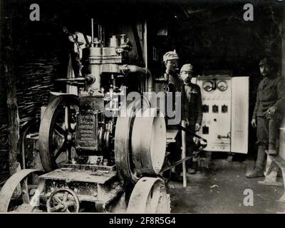 Train électrique, pour l'éclairage d'une boulangerie de division, enregistré à Ostrazec le 20.II.1916. Banque D'Images