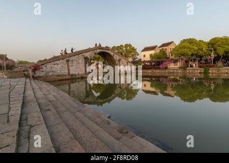 Paysages du village de Zhenze, ville historique sur les canaux dans le sud-ouest de Suzhou, province de Jiangsu, Chine Banque D'Images