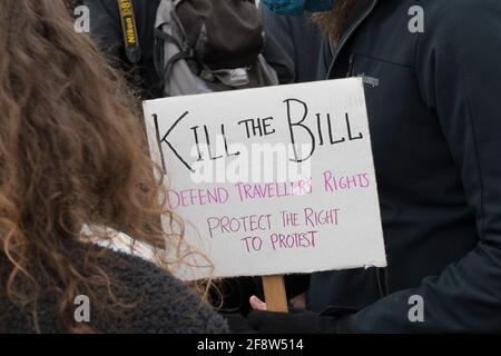 2021, 3 avril : des milliers de manifestants se rassemblent dans le centre de Londres contre la loi de la police, de la criminalité, de la condamnation et des tribunaux qui va imposer des règles strictes au droit démocratique de protestation et à l'irrosion de la liberté individuelle, ce qui fera avancer le Royaume-Uni vers l'autorité autoritaire. Banque D'Images