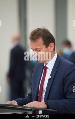 Getafe, Madrid, Espagne. 15 avril 2021. Guillaume Faury, PDG D'AIRBUS participe à l'inauguration du nouveau campus d'Airbus le 15 avril 2021 à Getafe, Espagne crédit : Jack Abuin/ZUMA Wire/Alay Live News Banque D'Images