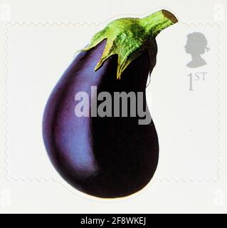Timbre-poste, Grande-Bretagne, Reine Elizabeth II, 2003. Fruits et légumes. Aubergine. 1er. Banque D'Images