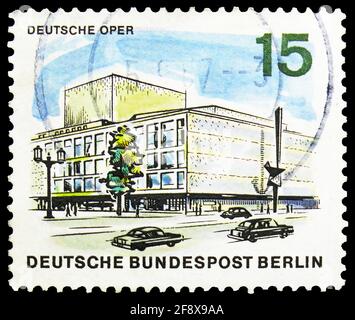 MOSCOU, RUSSIE - 1er OCTOBRE 2019: Timbre-poste imprimé en Allemagne, Berlin, montre l'opéra allemand, la série New Berlin, 15 Pf. - ffennig allemand, vers 1 Banque D'Images