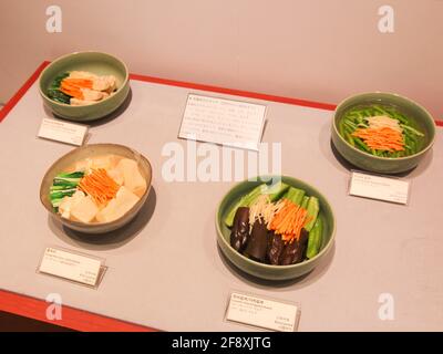 Un affichage des nombreux régionaux, variétés, types d'ingrédients végétaux dans le kinchi. Au musée Kimchi Field de Séoul, en Corée du Sud. Banque D'Images