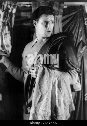 Marlon Brando. Portrait de l'acteur et réalisateur américain Marlon Brando Jr. (1924-2004) dans la production de Broadway de 'A Streetcar named Desire'. Photo de Carl van Vechten, 1948 Banque D'Images