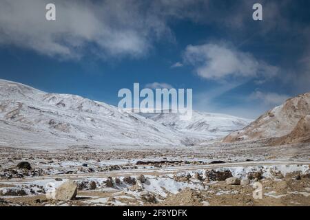 Vallée gelée, sources d'eau chaude de Puga, Ladakh, Jammu-et-Cachemire, Inde. Banque D'Images