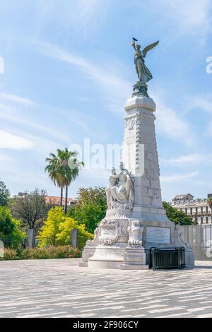 Monument de la ville française avec statues Banque D'Images