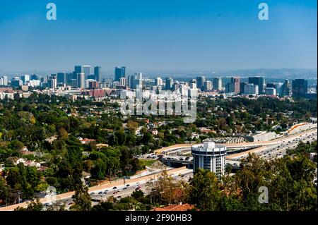 Vue sur la ligne d'horizon de Los Ageles depuis le Getty Center. Banque D'Images