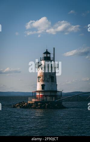 Le phare Sleepy Hollow, sur l'Hudson River à Tarrytown, New York Banque D'Images