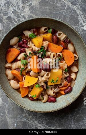 Soupe minestrone d'hiver Banque D'Images