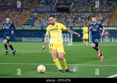 Villarreal, Espagne. 15 avril 2021. Paco Alcacer de Villareal CF vu en action pendant le match final de l'UEFA Europa League Quarter second Leg entre Villarreal et Dinamo Zagreb à Estadio de la Ceramica.(score final; Villareal CF 2:1 Zagreb) (photo de Xisco Navarro/SOPA Images/Sipa USA) crédit: SIPA USA/Alay Live News Banque D'Images