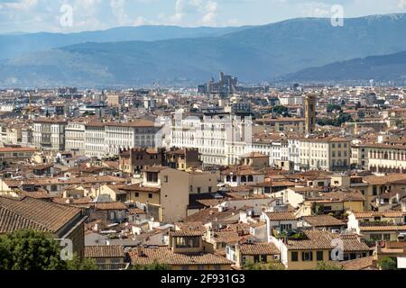 Vue sur Florence depuis le café des jardins de Boboli, Florence, Toscane, Italie Banque D'Images