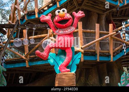 Tampa Bay, Floride. 29 décembre 2020. Vue de dessus de la statue d'Elmo à Busch Gardens (48) Banque D'Images