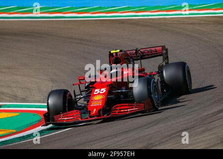 Imola, Italie. 16 avril 2021. 55 SAINZ Carlos (spa), Scuderia Ferrari SF21, action pendant la Formule 1 Pirelli Gran Premio Del Made in Italy E Dell emilia Romagna 2021 du 16 au 18 avril 2021 sur l'Autodromo Internazionale Enzo e Dino Ferrari, à Imola, Italie - photo Florent Gooden/DPPI crédit: DPPI Media/Alay Live News Banque D'Images