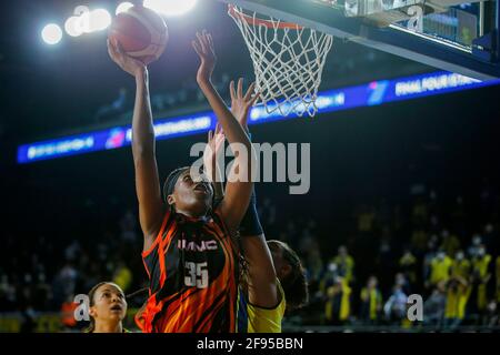 ISTANBUL, Turquie. 16 avril 2021 : Istanbul, Turquie. 16 avril 2021. ISTANBUL, TURQUIE - AVRIL 16: Jonquel Jones de l'UMMC Ekaterinburg lors de l'Euroligue femmes finale quatre match entre Fenerbahce Oznur Kablo et UMMC Ekaterinburg à Volkswagen Arena le 16 avril 2021 à Istanbul, Turquie (photo par /Orange Pictures) Credit: Orange pics BV/Alay Live News Banque D'Images