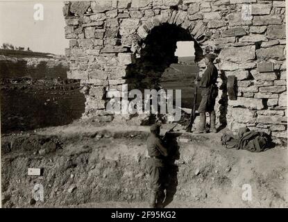 Postes d'observation dans la ruine, échelle. . Banque D'Images