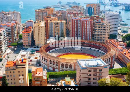 Malaga, Espagne, vue sur la mer Méditerranée dans l'après-midi. Banque D'Images