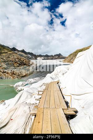 Le glacier du Rhône, source du Rhône au col de Furka en Suisse Banque D'Images