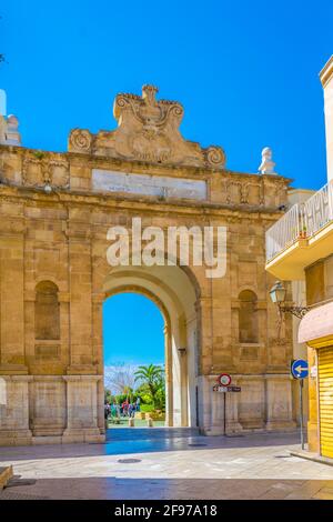 Porta nuova dans la ville sicilienne de Marsala, Italie Banque D'Images