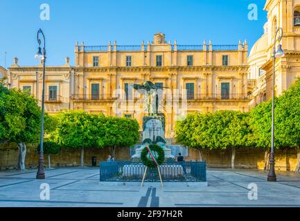 monumento ai caduti della grande guerra à Noto, Sicile, Italie Banque D'Images