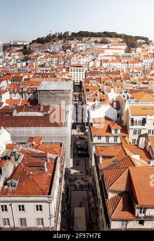 Vue sur le centre-ville et Castelo de Sao Jorge à Lisbonne, Portugal, Europe Banque D'Images