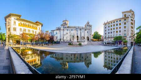 Vue sur la cathédrale de Santander, Espagne Banque D'Images