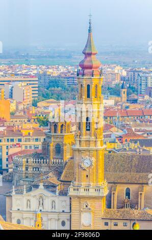 Vue aérienne de la catedral del salvador de saragosse à Saragosse, Espagne Banque D'Images