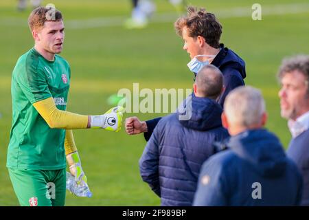 DORDRECHT, PAYS-BAS - AVRIL 16 : gardien de but Liam Bossin du FC Dordrecht pendant le match Keuken Kampioen Divie entre le FC Dordrecht et le FC Den Bos Banque D'Images